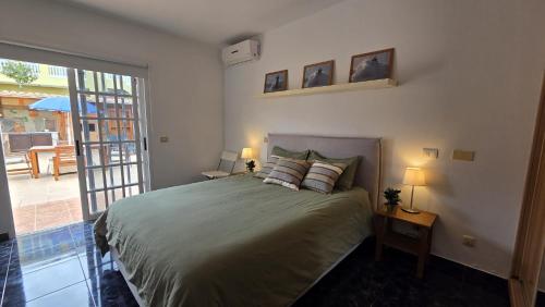 Villa La Paz- Spacious Family Villa, BBQ and Parking