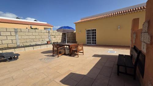 Villa La Paz- Spacious Family Villa, BBQ and Parking