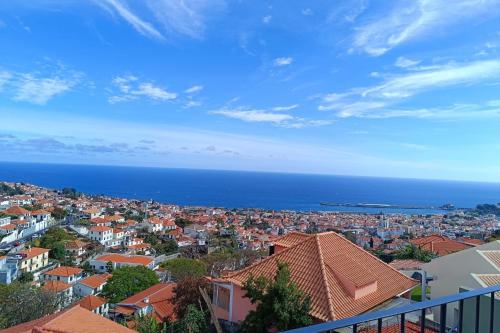 A View to Paradise – Spectacular Sea & Bay Views