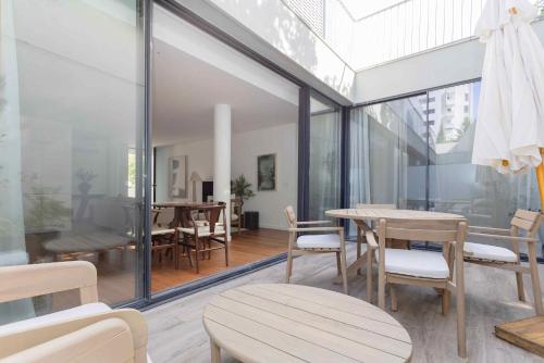 Liiiving in Porto - The Prestige Apartment F