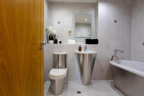 Luxury Cardiff City Centre Apartments photo 118