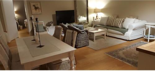 Traumwohnung Wiener Altbau - zentral-