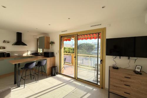 Studio moderne et lumineux à 2 pas des plages