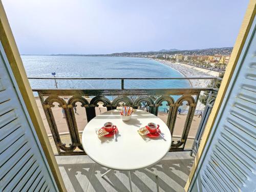 Exceptional Sea Front Suite French Riviera