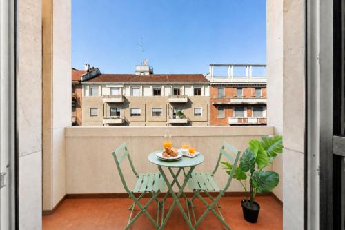 Central Milan Cozy Suite - Panoramic Terrace