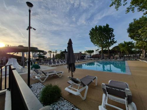 Mobil-home Premium 6 couchages Camping La Marine 4 étoiles Homair