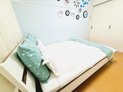 キャンペーン中交通便利日本橋駅から徒歩1分3室2トイレ広い宿泊ですshoppingとfoodの楽園です