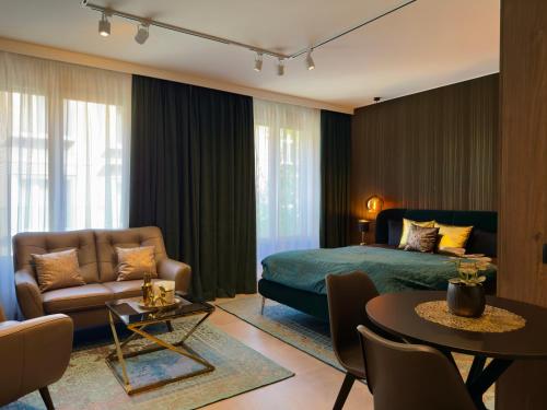 Prime Old Town Luxury Apartment - Free Parking