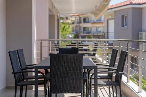 Nikiti Mare Apartments