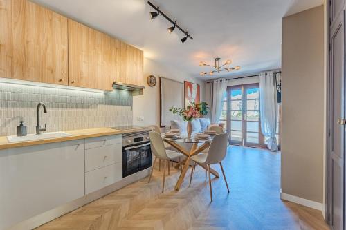 Lovely sea view apartment - Modern & relaxing