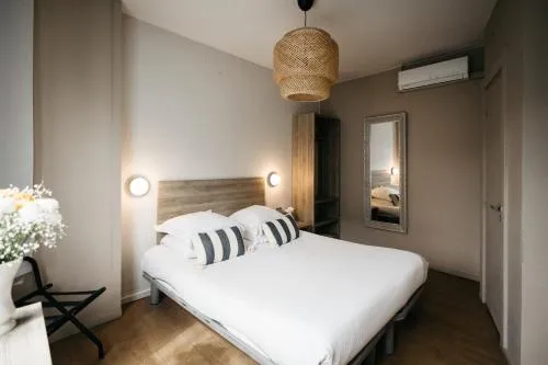 Hôtel Le Petit Castel photo 20