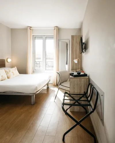 Hôtel Le Petit Castel photo 7