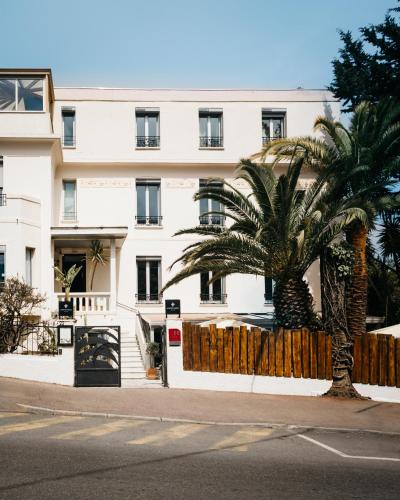 Hôtel Le Petit Castel photo 31