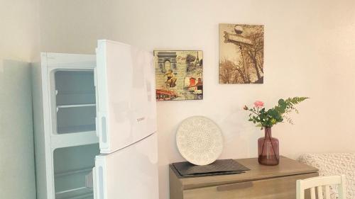 Flat 5 minutos from beach w pool view!