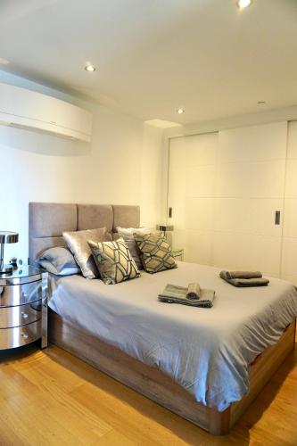 Foto VV - Gibraltar Luxury with Rooftop Pools & Views 5