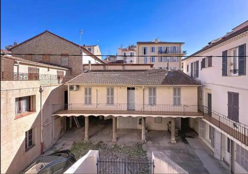 Gorgeous Apartment Near Palais des Festivals