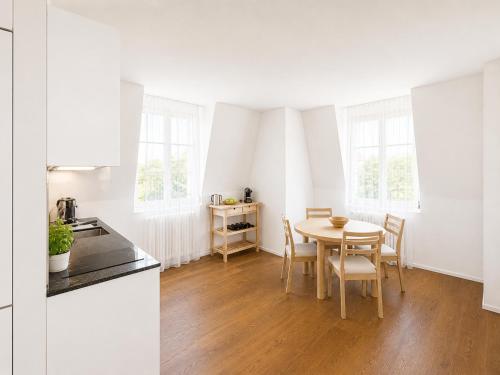 Bern 6 city apartment, central comfortable modern