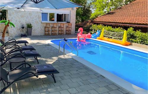Awesome Home In Slunj With Sauna