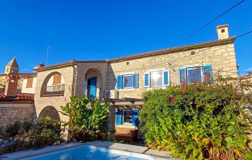 Stunning Home In Liznjan
