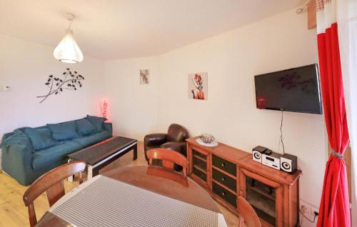 1 Bedroom Awesome Apartment In Gerardmer