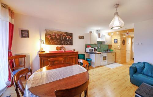 1 Bedroom Awesome Apartment In Gerardmer