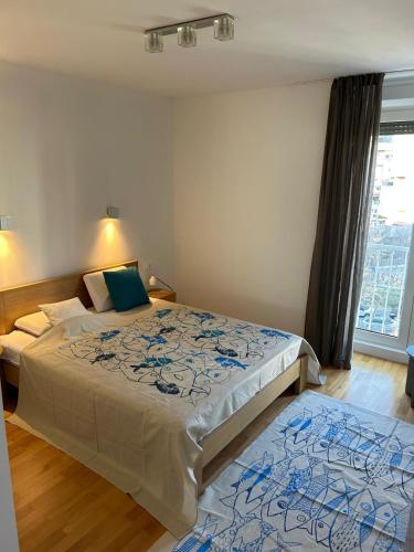 Apartment Signature - sea view, nearby University hospital, 90m2