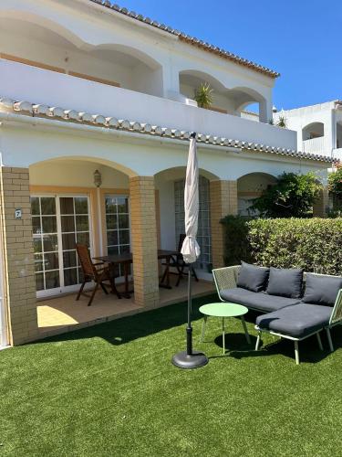 2 Bedroom Townhouse in Montes de Alvor