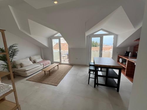 Studio Apartments in the vibrant heart of Benalmádena Pueblo