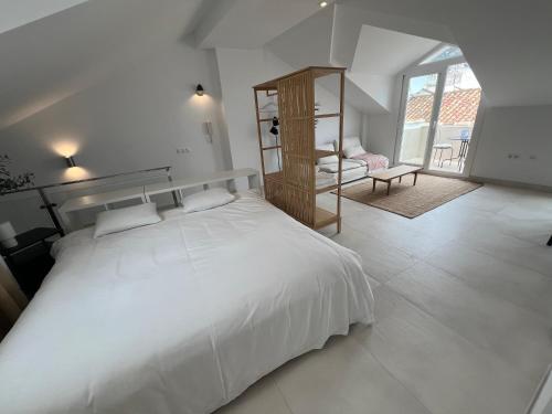 Studio Apartments in the vibrant heart of Benalmádena Pueblo