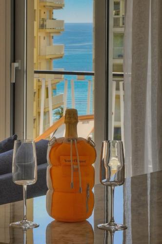La Mer - Chic Riviera Apartment - Walk to Croisette