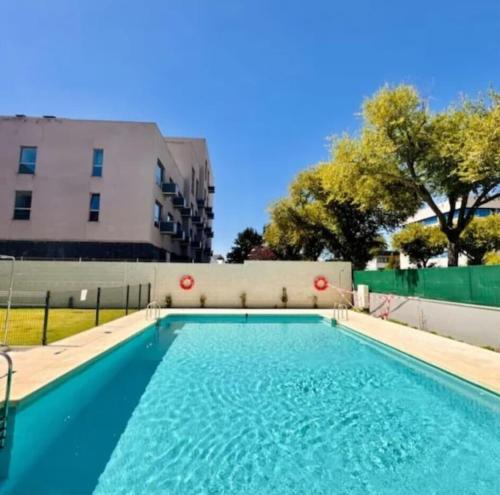 Laguna del Marquesado ideal visitar Madrid con piscina