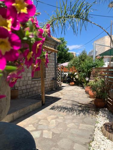 Giannoulis house