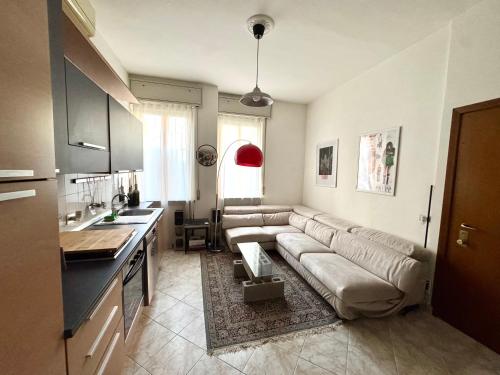 Entire Private Apartment 12 minutes from Duomo