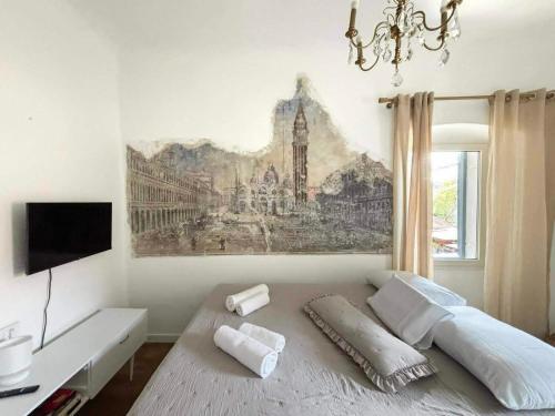 Venetian Apartment with Terrace in Pula Old Town