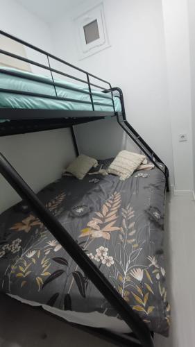 Piso nuevo lavapies, wifi, smart tv