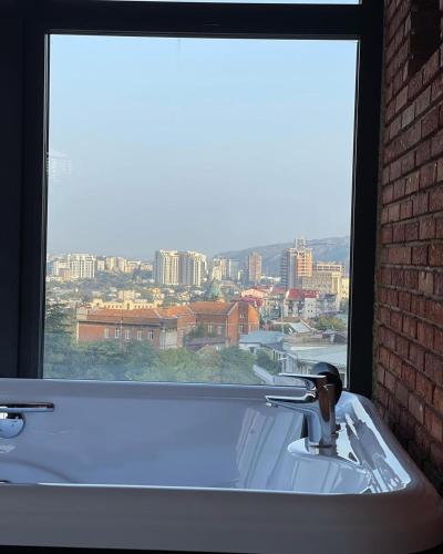 Brooch Boutique Hotel — City view