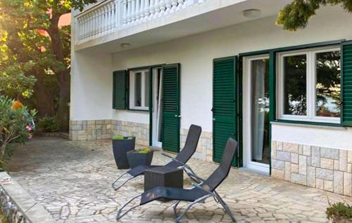 2 Bedroom Stunning Apartment In Novi Vinodolski