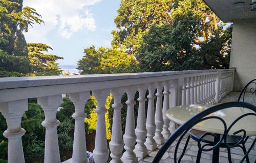 Nice Apartment In Novi Vinodolski With Wifi