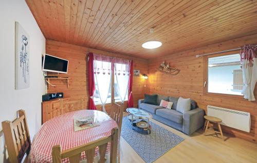 Amazing Apartment In Gerardmer With Lake View