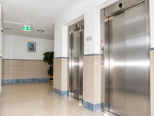 Hotel Donaustadt Kagran - at Metro U1
