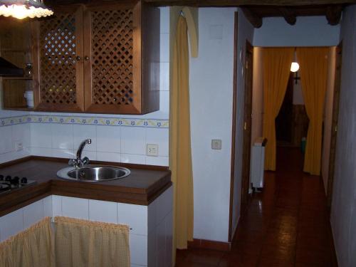 Villanueva del Conde的住宿－巴圖爾卡斯鄉村小屋酒店，相簿中的一張相片