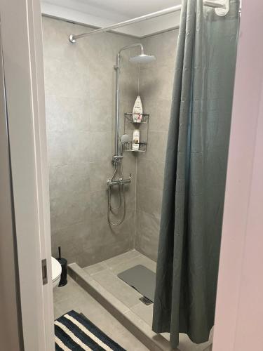 Cloud 6 Penthouse studio with large balcony near Metro