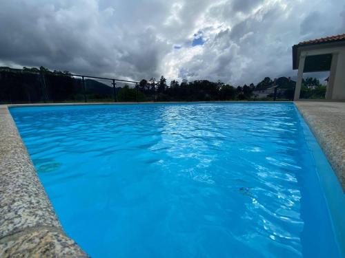 Nogueira House - Piscina e Luxo