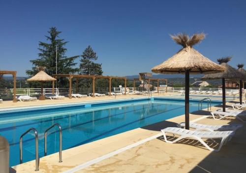 Piscina a DURANCE o a prop