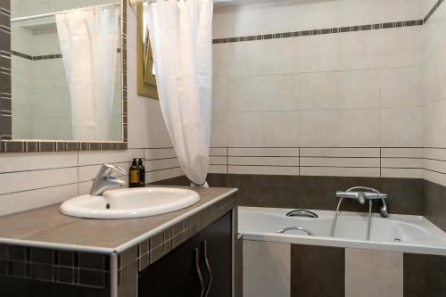 Sunrise Kastro tesisinde bir banyo