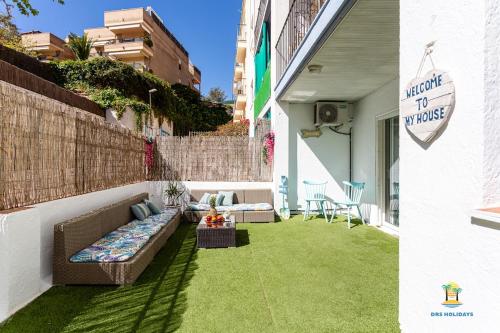 BLUE BEACH 4 Bedrooms Terrace