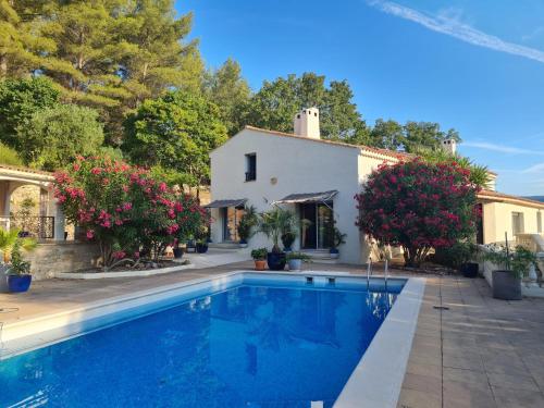 Villa Manoe