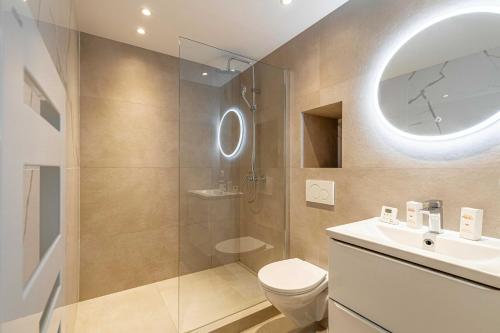 A C flat 1BDR 4P in the heart of Cannes – Old Port