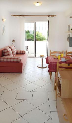Cozy seafront flat on the Island of Rab