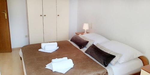 Cozy seafront flat on the Island of Rab